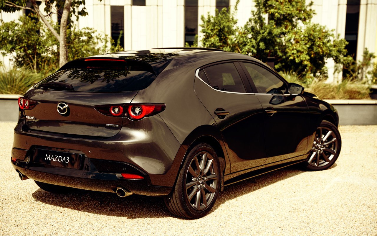 25_7th-Gen_Mazda-SA_Perspective_1200x800