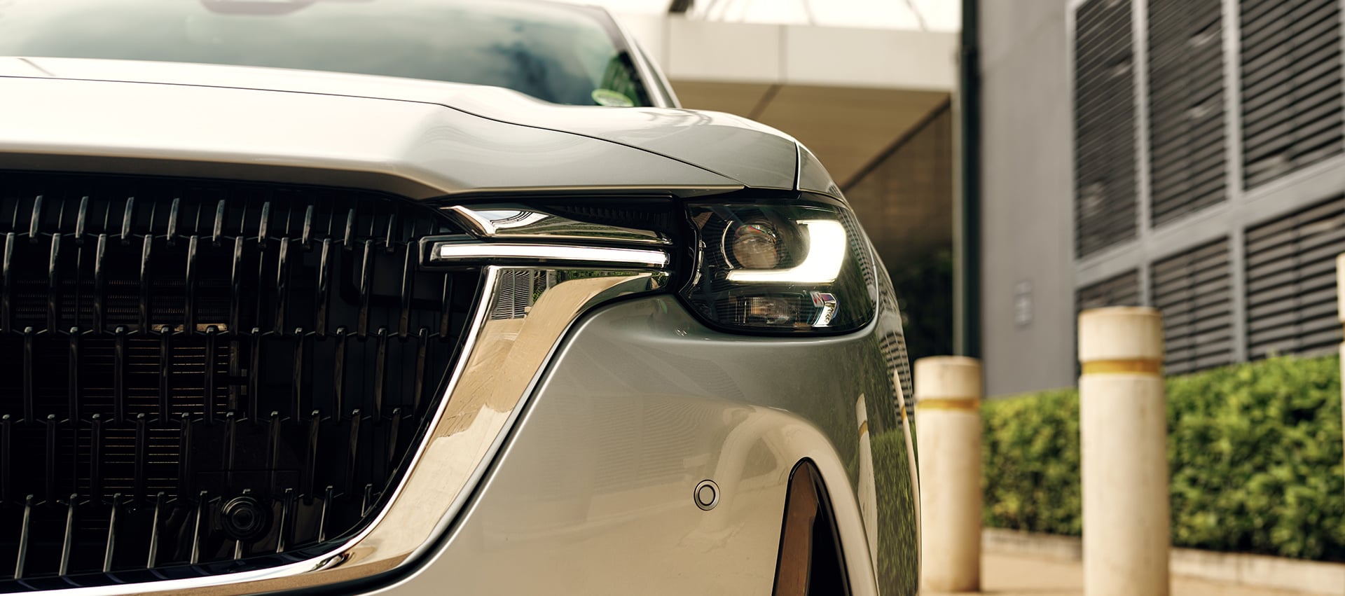 1_1_mazdacx60_gallery_1920x851